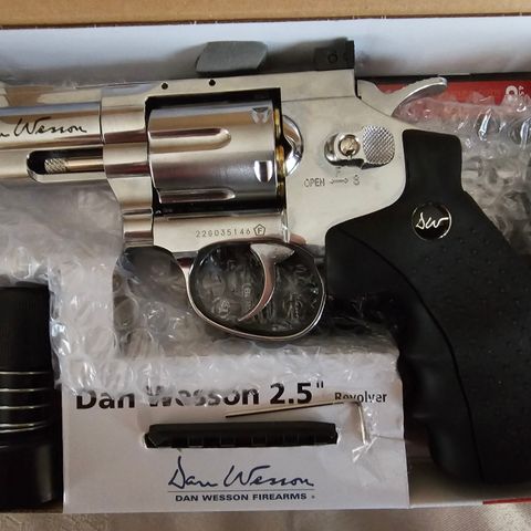 Den Wesson 2,5inch