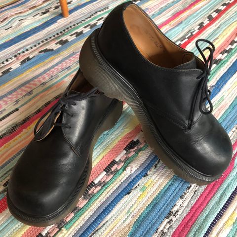 90s Doc Martens (39/6 - 25 cm)