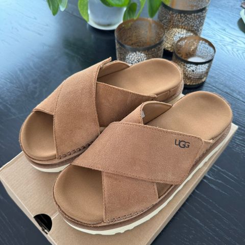 UGG Goldenstar cross slide str 38