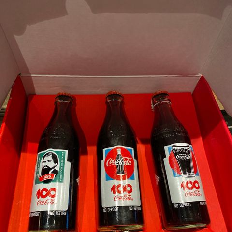 Coca Cola 100 år flasker