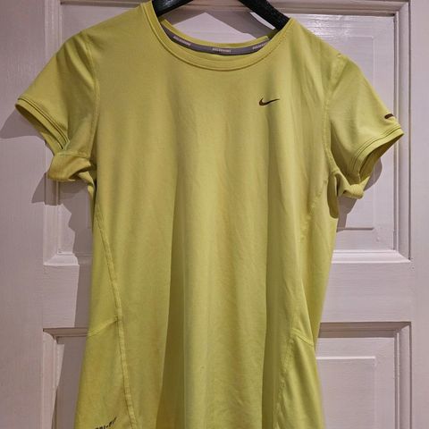 Nike Neon tskjorte