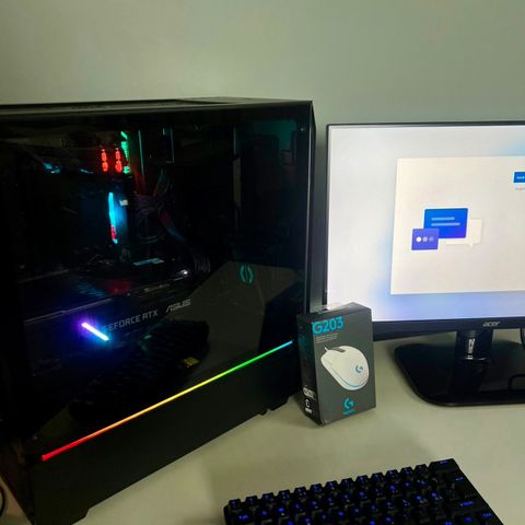 Gaming-PC: RTX 2070 OC, I5, 16GB RAM, 1,5 TB, Skjerm, tastatur og mus