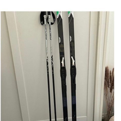 Fischer twin sport felleski 179cm med staver 145 cm