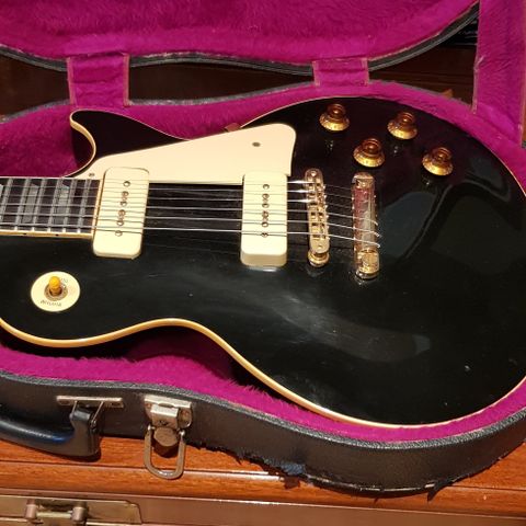 Gibson Les Paul Deluxe 40th. Anniversary.