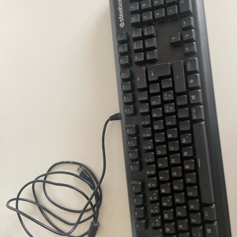 Steelseries Apex M750 gaming tastatur