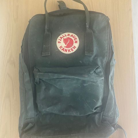 Fjällräven ryggsekk selges