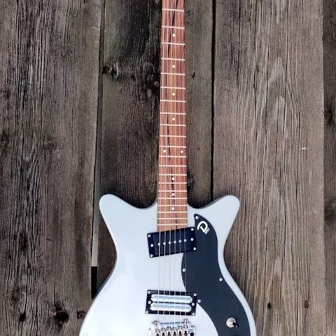 DANELECTRO 59XT (Korea) P90 og Lipstick humb. og vib. arm