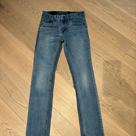 Levis bukse modell 510 str. 12 år