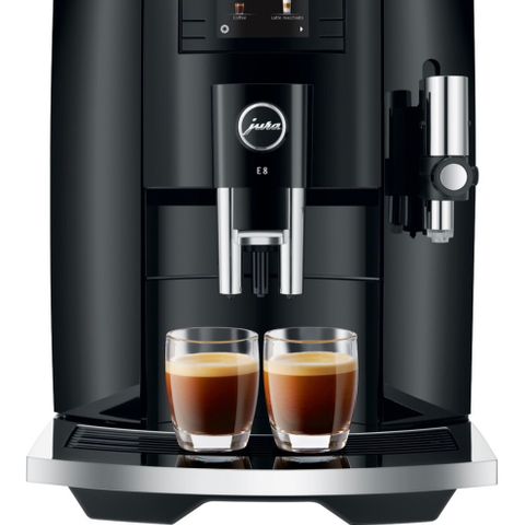 «Jura E8» helautomatisk kaffemaskin