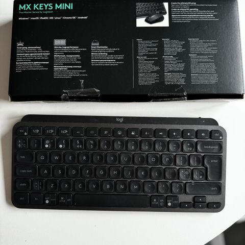 Pent brukt Logitech MX Keys mini (grafitt) selges