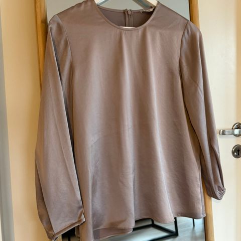 Filippa K bluse, str. 38