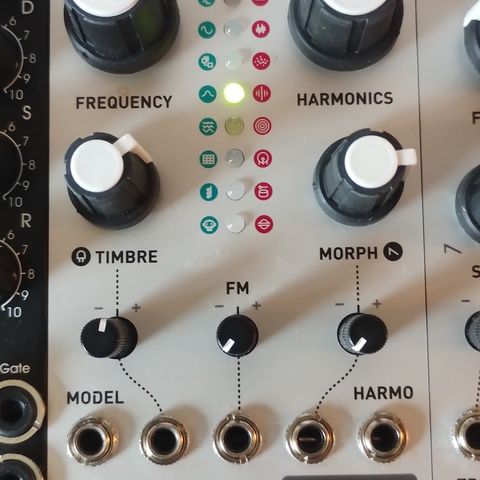 Mutable Instruments Plaits