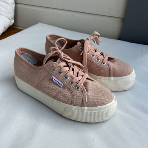 Superga Størrelse 38