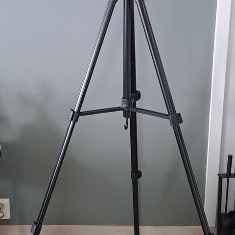 Tripod