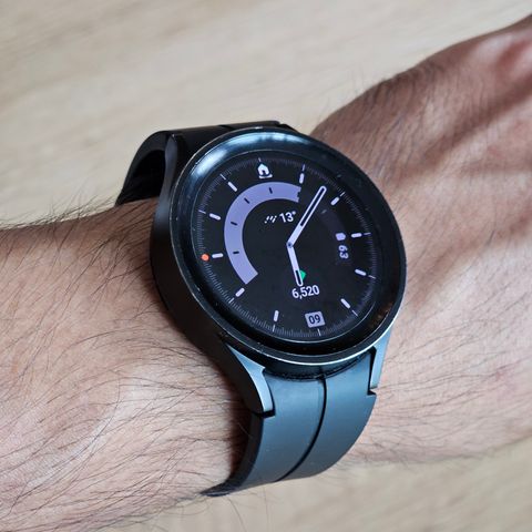 Samsung Galaxy watch 5 pro 4G LTE