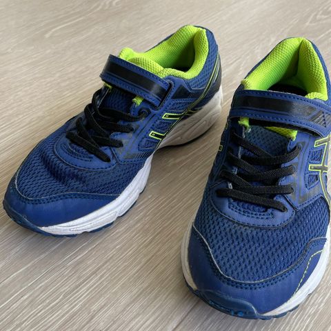 Asics joggesko, str.32,5