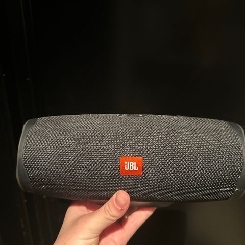 JBL Charge 4