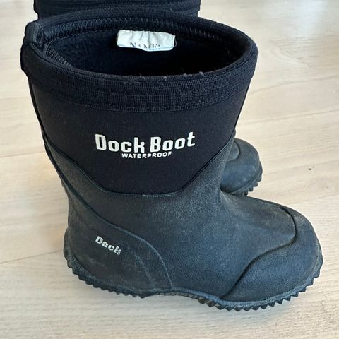 Dock boot strl 24 svarte