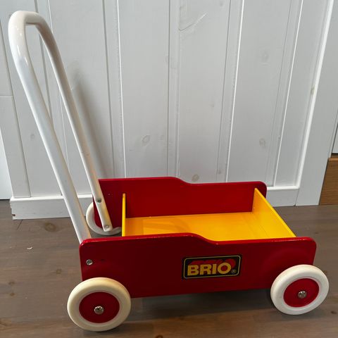 Brio gåvogn. Pent brukt