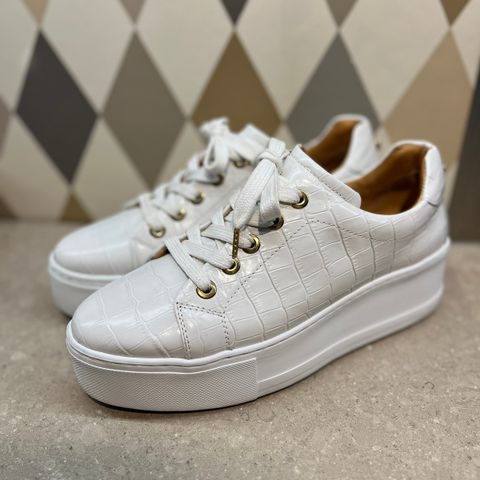 Stockholm Design Group Platform sneakers