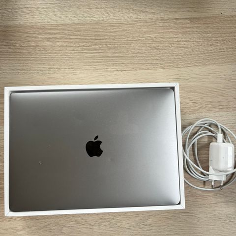 MacBook Air (2018)