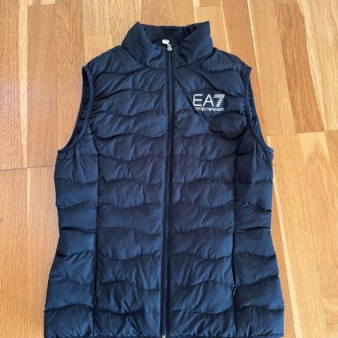 EA7 Emporio Armani Vest - black/gold-farge