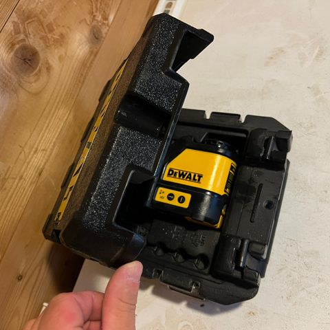 Dewalt DW088 Krysslaser