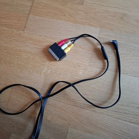 Scart til lyd/bilde - kabel