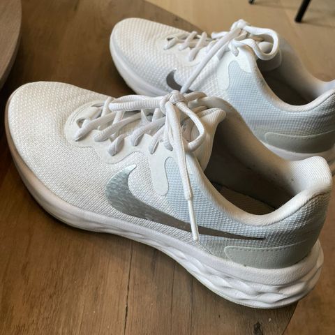 Nike joggesko str 38,5