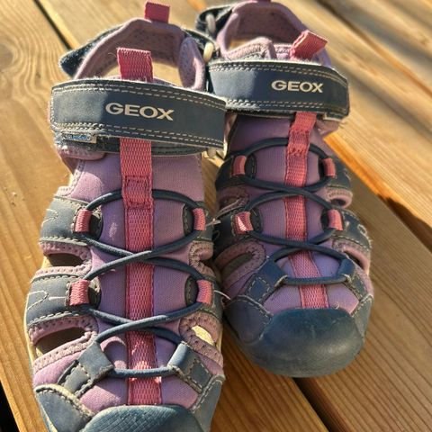 Geox sandaler str.32