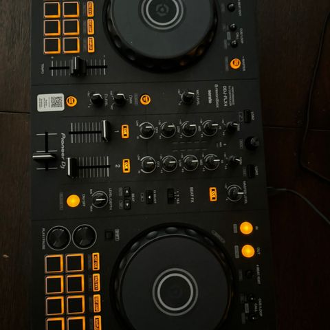 NESTEN IKKE BRUKT DDJ PIONEER FLX4