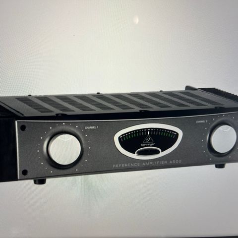 Behringer a500 reference amplifier