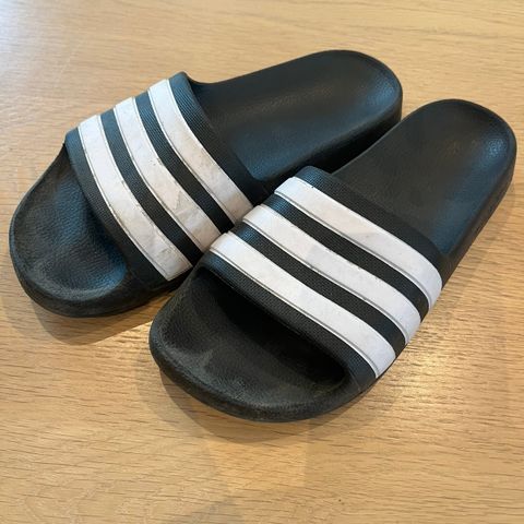 Adidas slippers