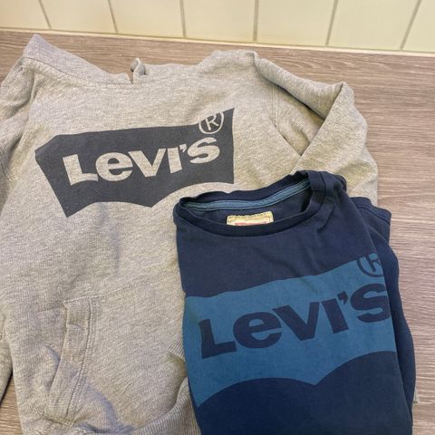 Levis genser ( 8 år) og hettegenser (10 år liten i str)