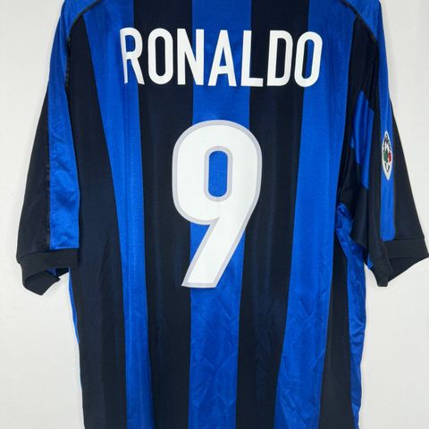 Inter 99-00 Ronaldo fotballdrakt + shorts