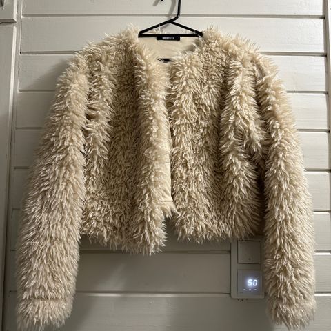 Gina tricot faux fur jakke str S