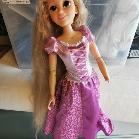 Rapunzel dukke