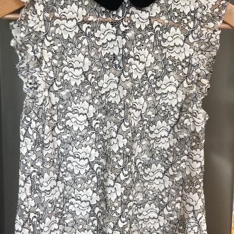 Pen bluse fra Zara