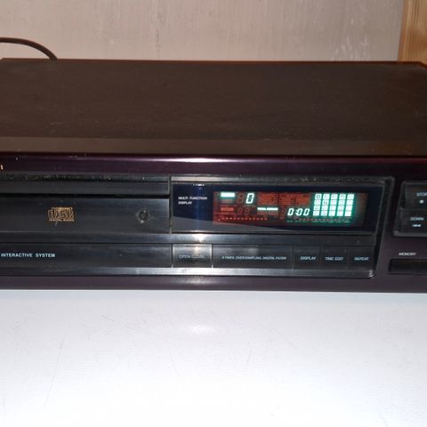 Onkyo DX-6810 CD Player in Black