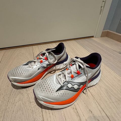 Saucony Endorphin Speed 4