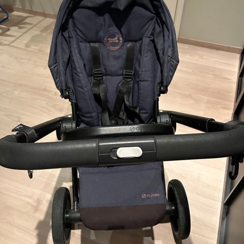 Cybex vogn m/regntrekk