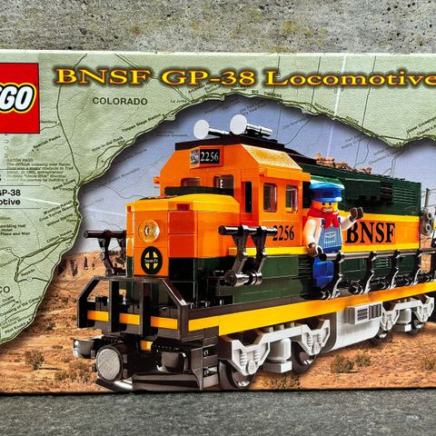 (FORSEGLET) LEGO Trains Burlington Northern Santa Fe BNSF Locomotive 10133