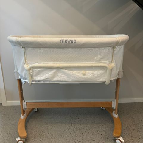 Moweo Bedside Crib