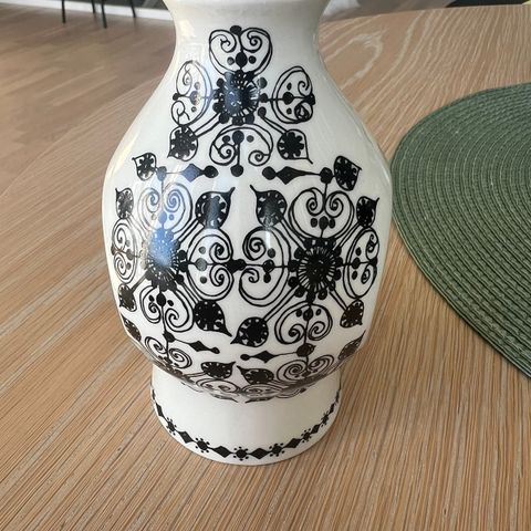 Figgjo sort dekor vase