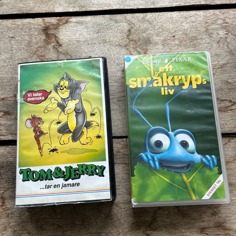 Vhs . Obs svensk tale .