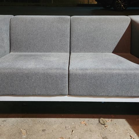 Ubrukt 2 seters sofa