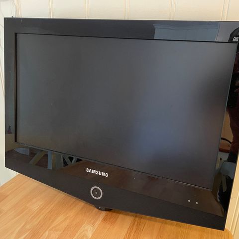 Samsung 26" LCD TV