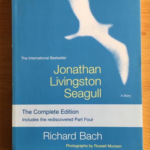 Jonathan Livingston Seagull - Richard Bach