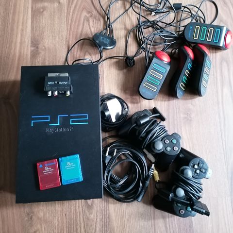 Playstation 2 med 16 spill