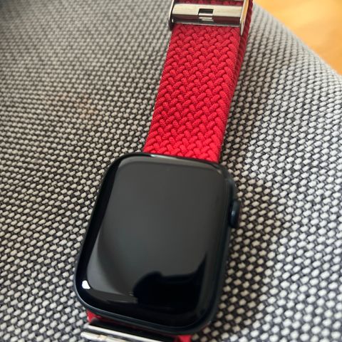 Apple Watch Series 9 45mm - GPS + CELLULAR - UBRUKT